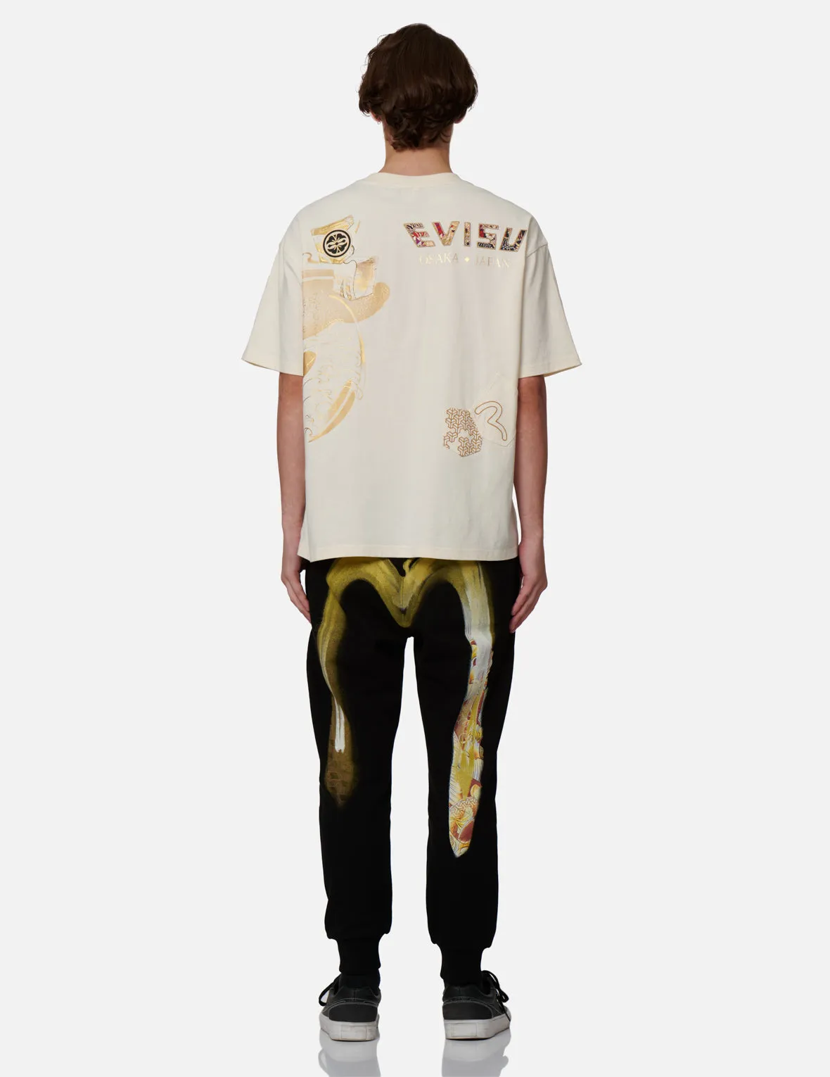 Multi-Pocket Foil-Print T-Shirt