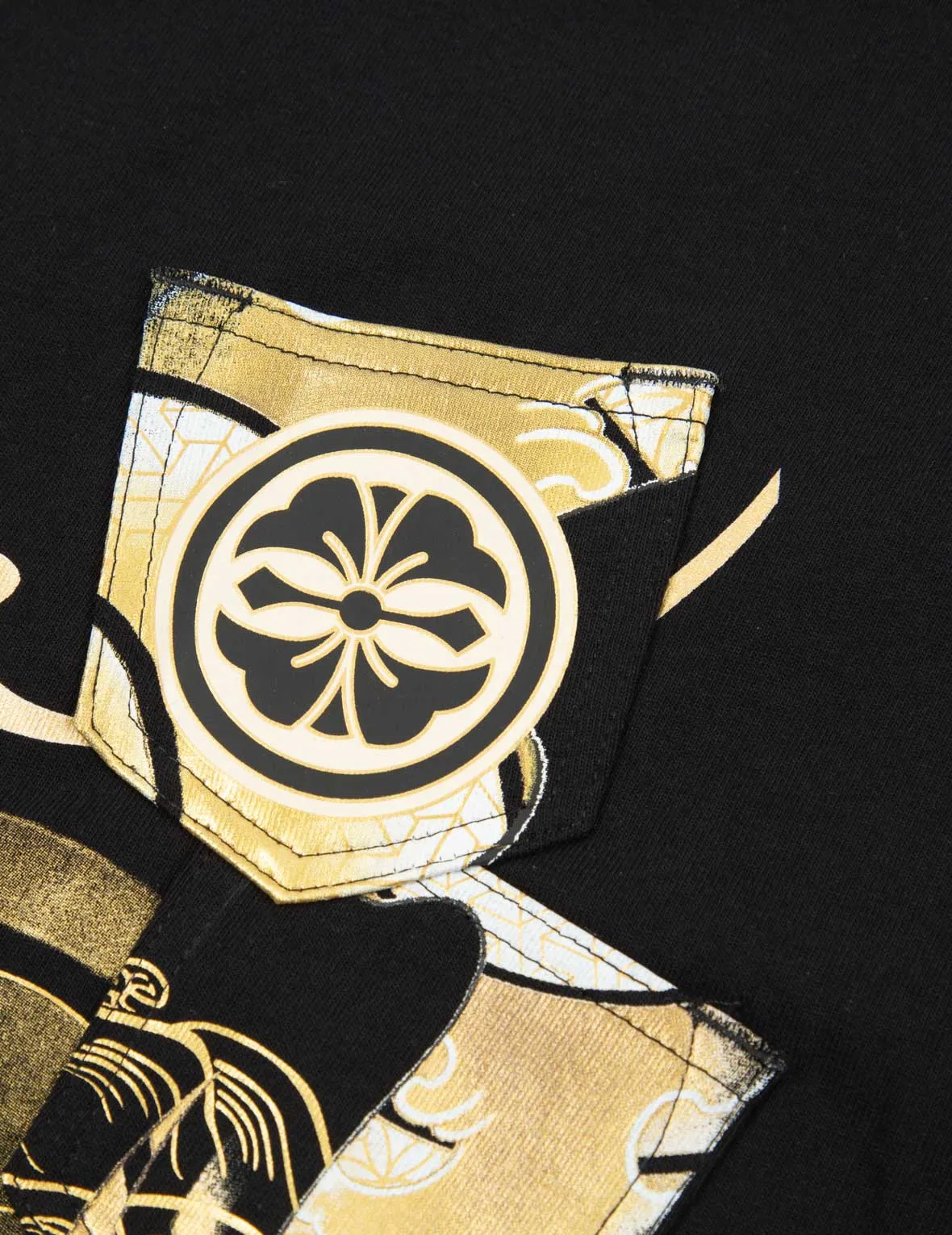 Multi-Pocket Foil-Print T-Shirt