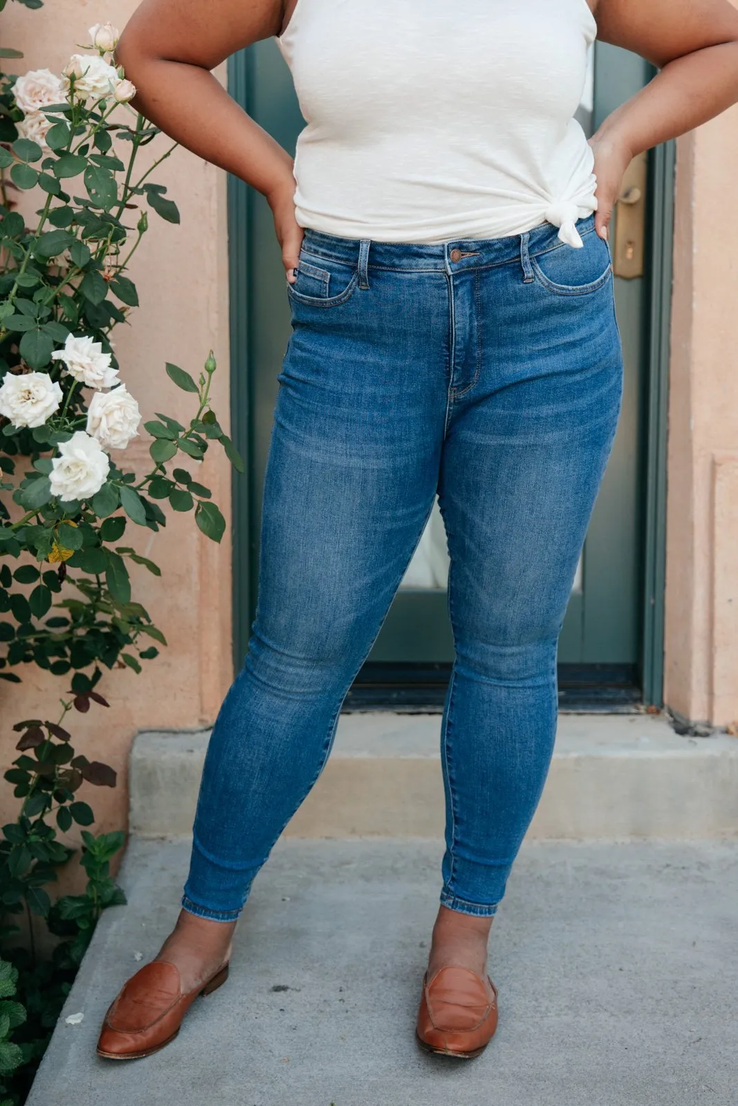 Newberry Skinny Jeans In Medium Wash