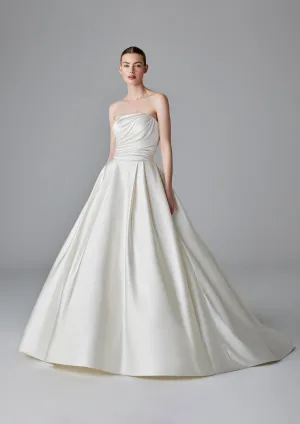 Pronovias: Kristin