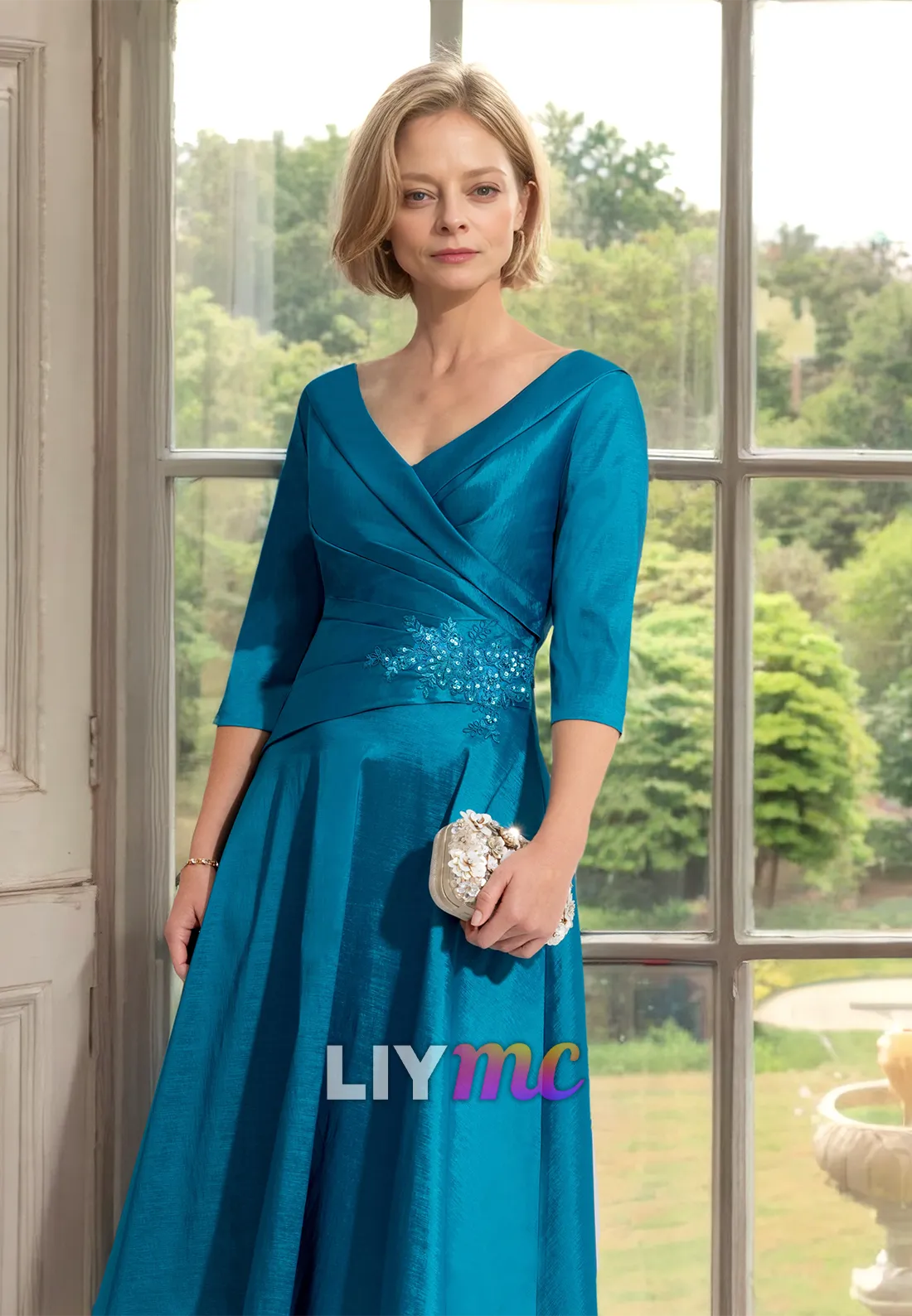V-Neck Long Sleeves Pleated Satin Appliques A-Line Mother of Bride Dress