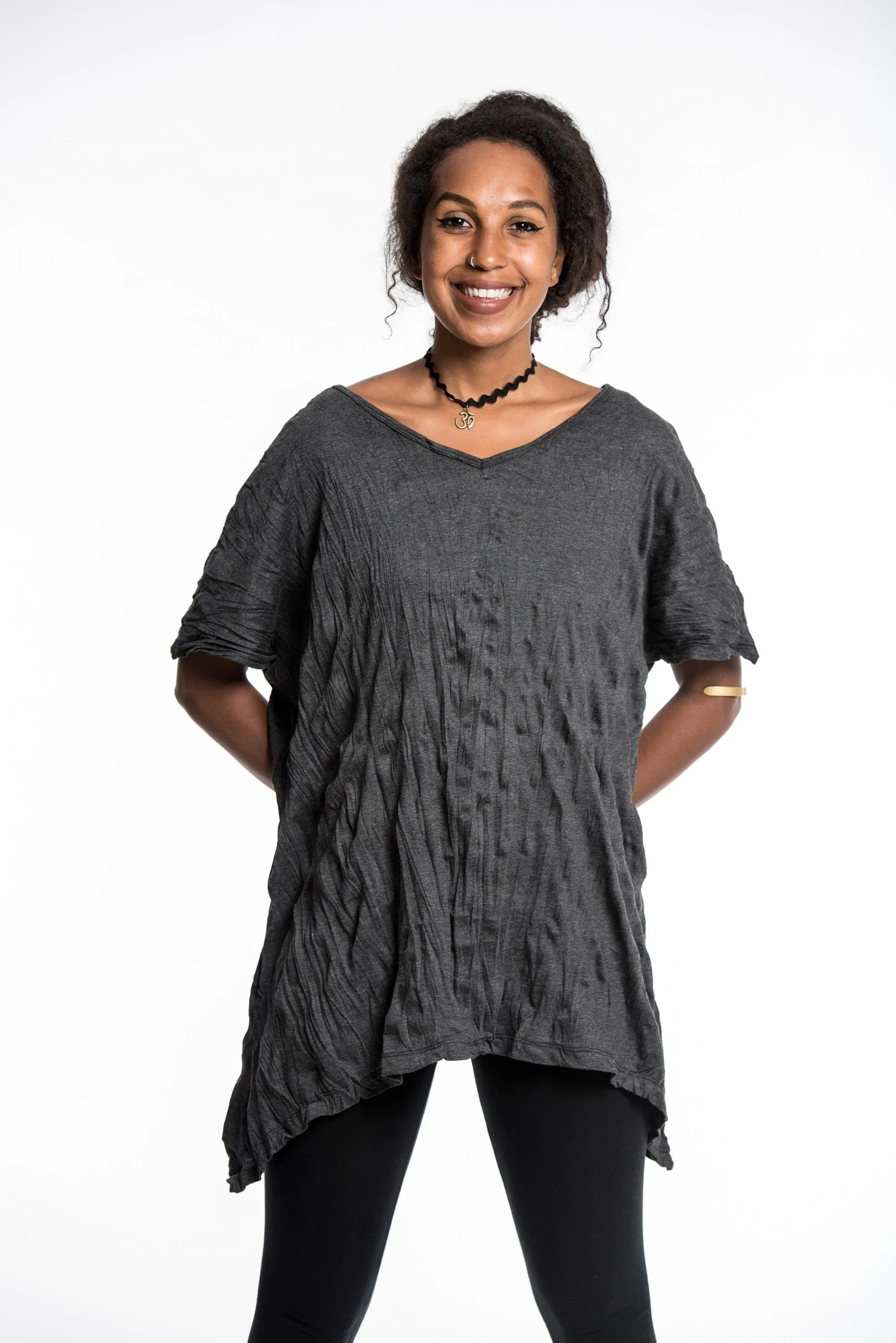 Womens Solid Color Loose V Neck T-Shirt in Black